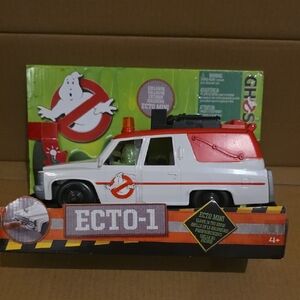 Ghostbusters Ecto-1 Toy Vehicle